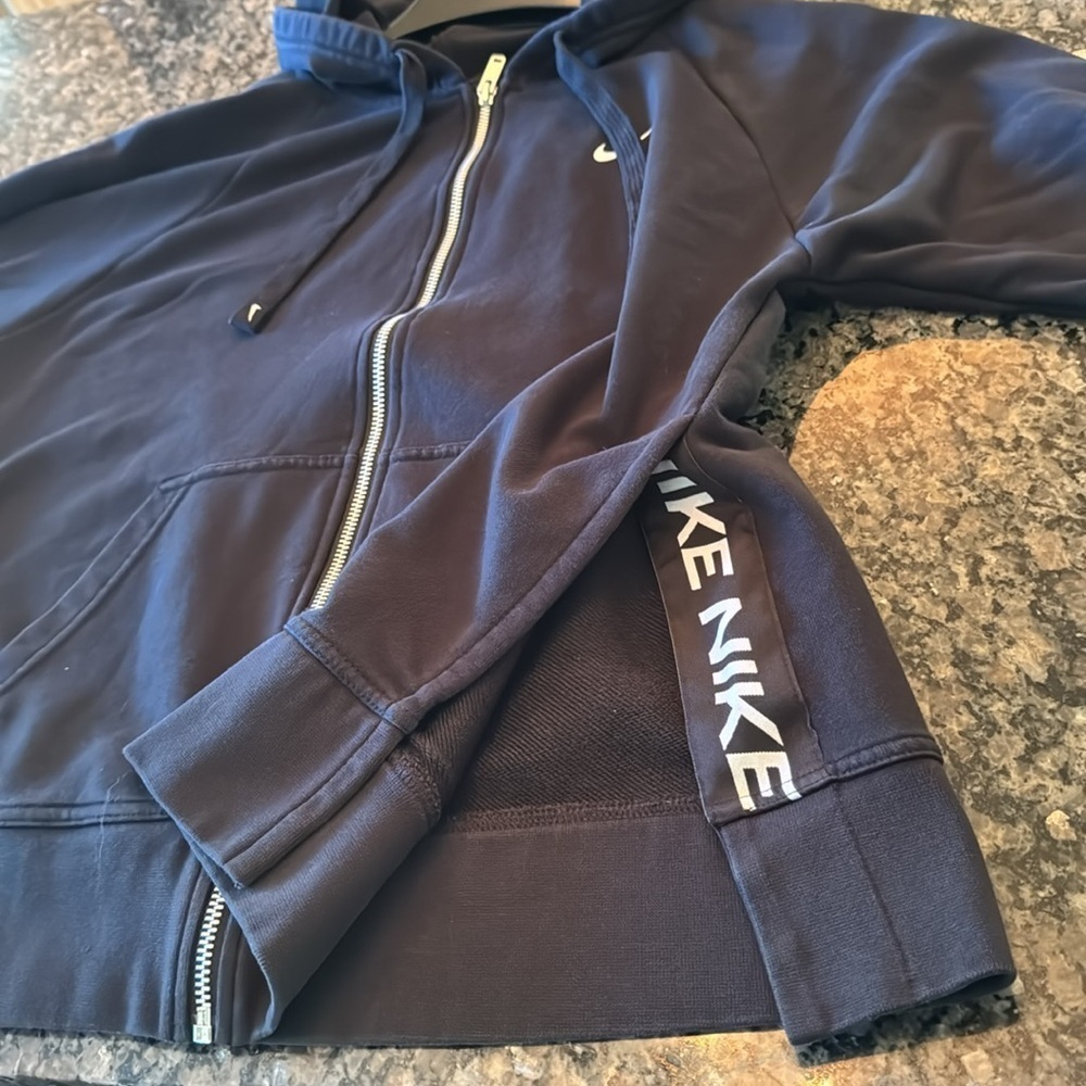 Nike zip up hoodie M - Picture 7 of 13